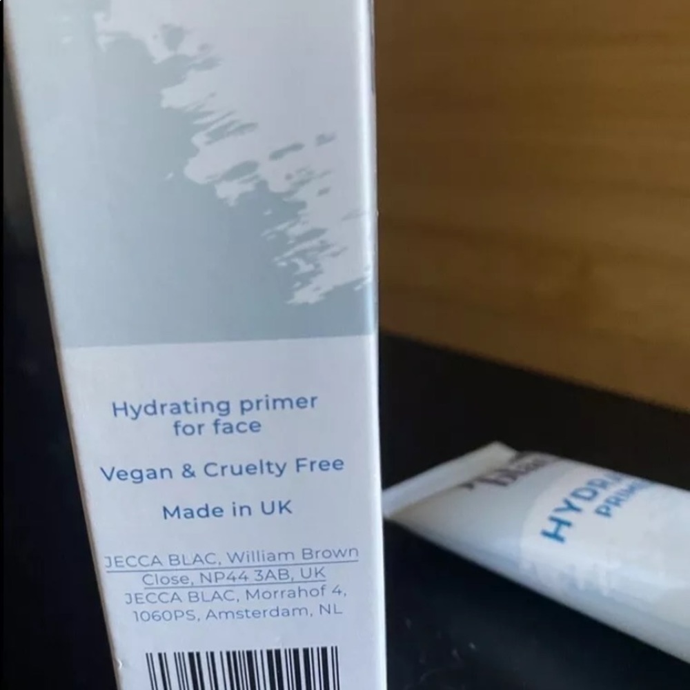 Jecca Blac hydrate primer - Picture 8 of 9